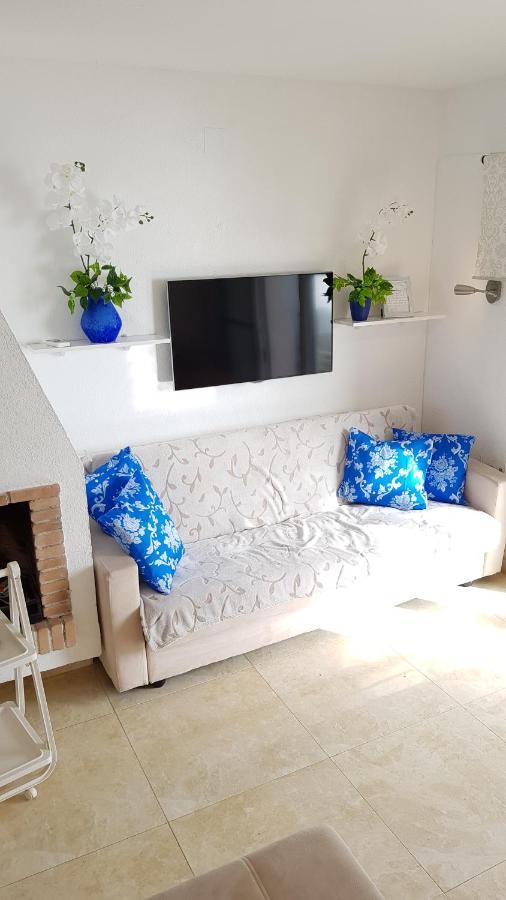 Elena Flat A Little Paradise Right On The Beach Sitio de Calahonda Buitenkant foto