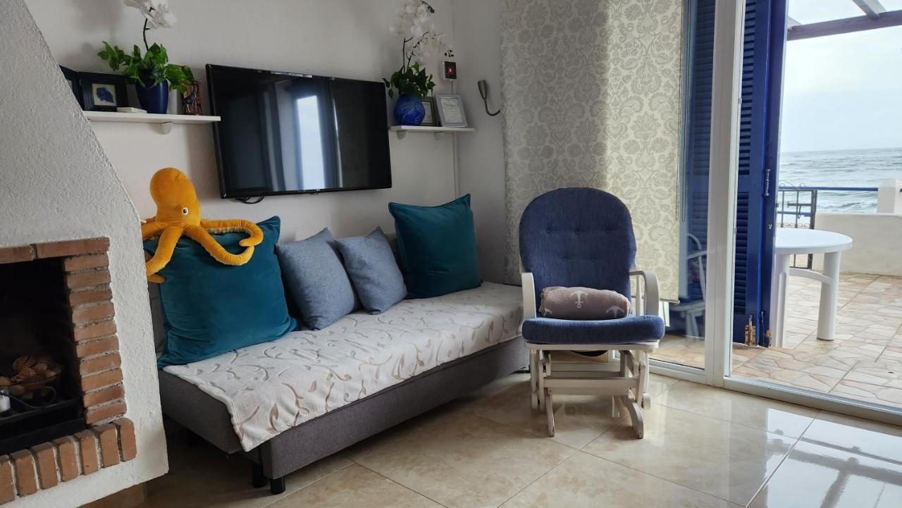 Elena Flat A Little Paradise Right On The Beach Sitio de Calahonda Buitenkant foto