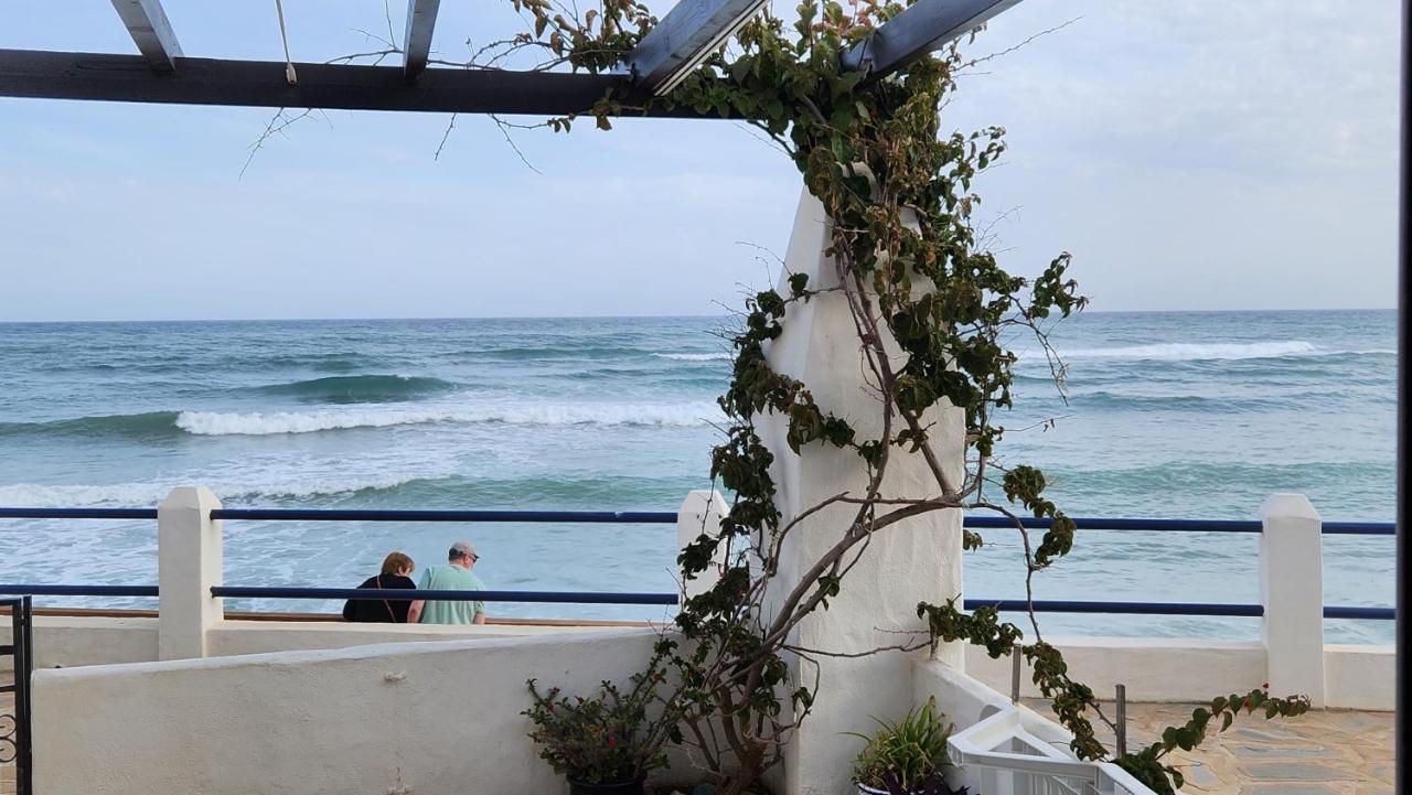 Elena Flat A Little Paradise Right On The Beach Sitio de Calahonda Buitenkant foto